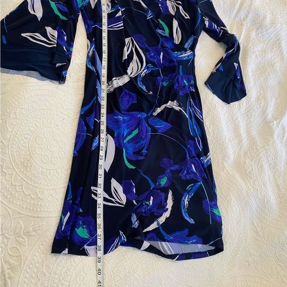 Lauren Ralph Lauren size 10 Blue Abstract Floral Bell Sleeve Faux Wrap Dress - Picture 9 of 14